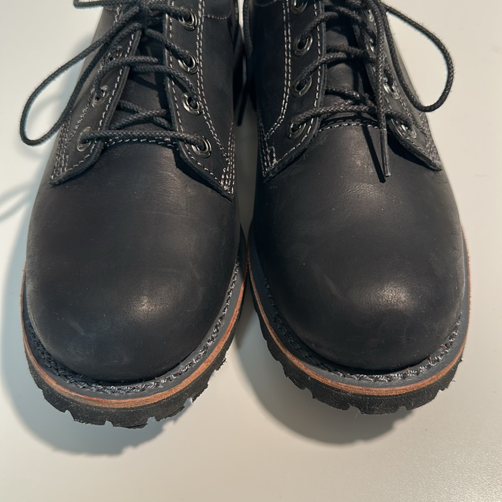 LL Bean Men’s Buck sport Plain Toe Shoe. - Picture 5 of 10